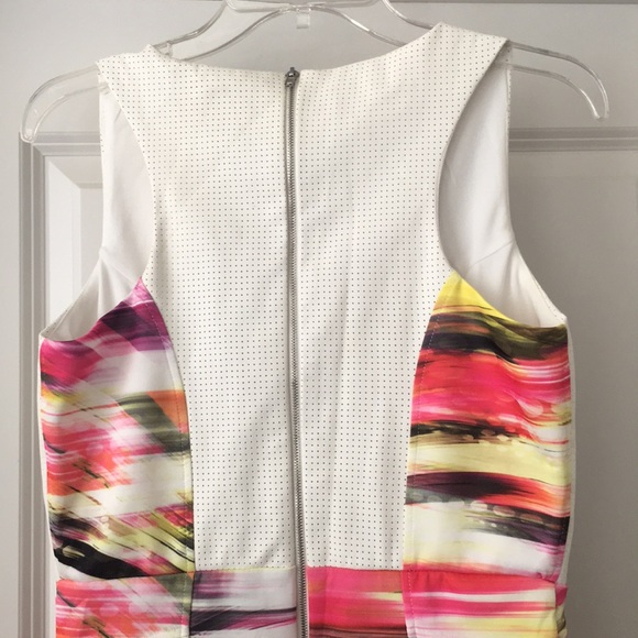 Romeo + Juliet Dress - Picture 3 of 7